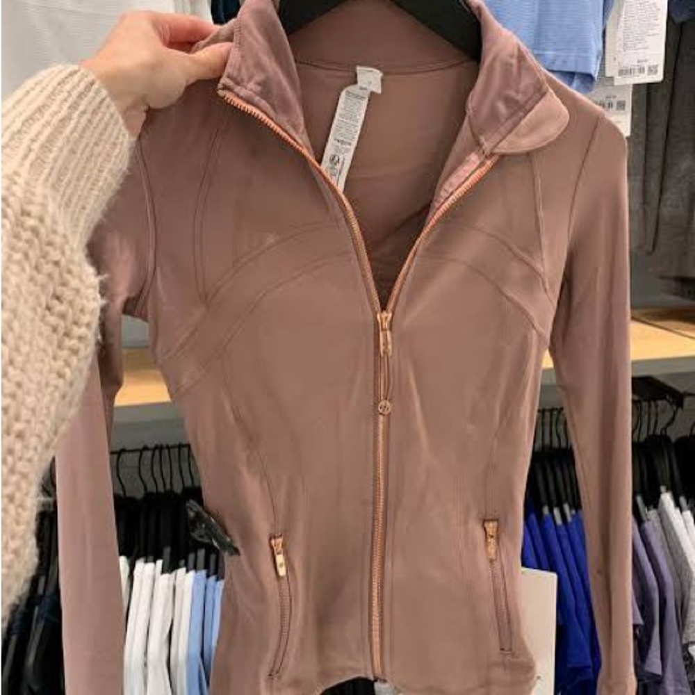 Women's Lululemon sold out rare spiced chai with rose gold define Jacket